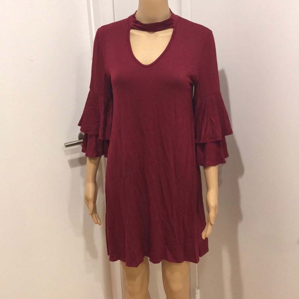 🎁 3/25 mini choker dress, bell tiered sleeves